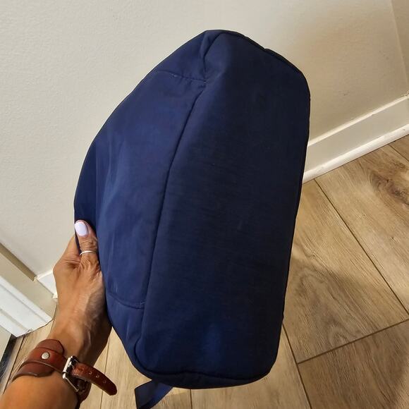 Baggallini Every Place Navy Shoulder Bag - Picture 4 of 7